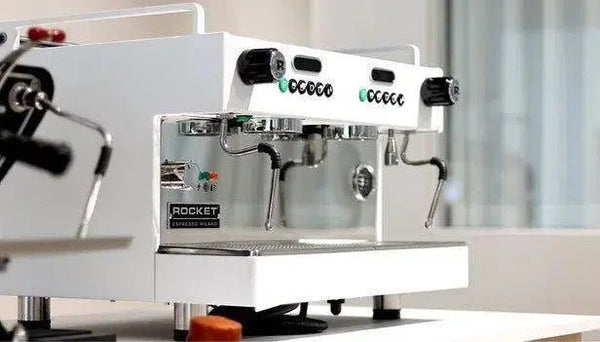 Επαγγελματικές μηχανές Espresso - Barista και Espresso