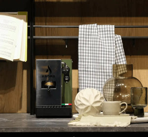 Aroma Plus+ – Συμπαγής ιταλική μηχανή Espresso για pods - Barista και Espresso